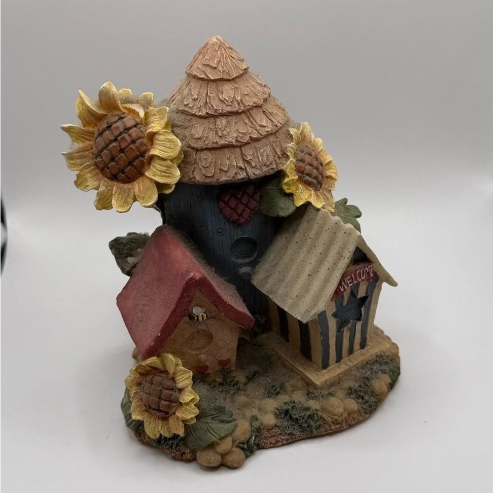 Charming Sunflower Birdhouse Sculpture